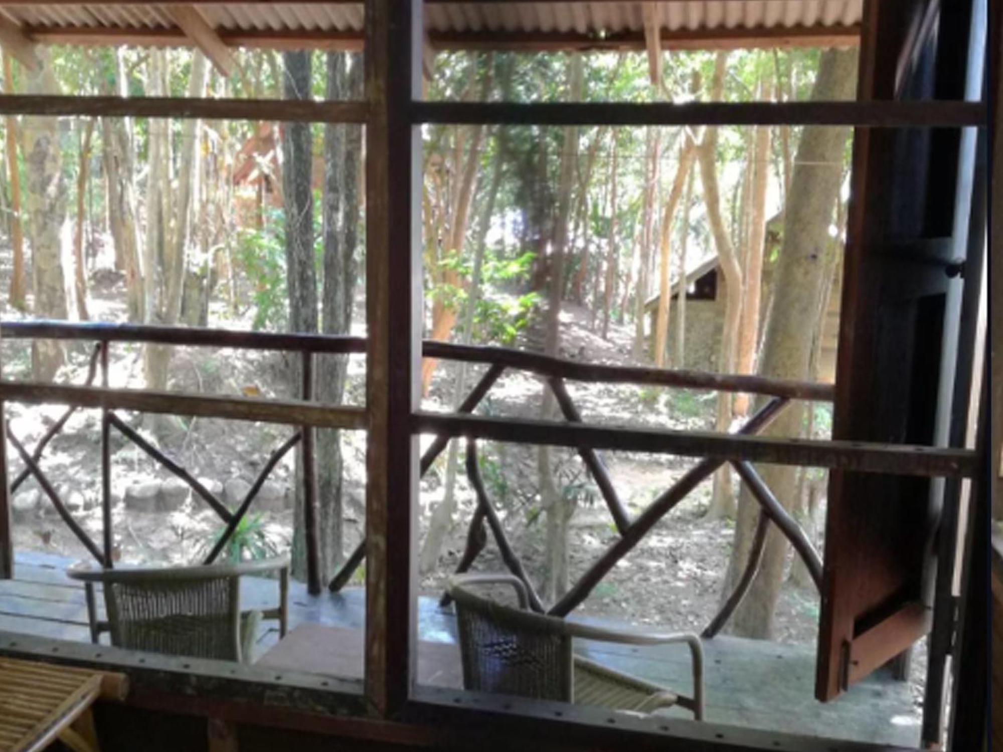 Bonhomie Beach Cottage Koh Jum Exterior foto