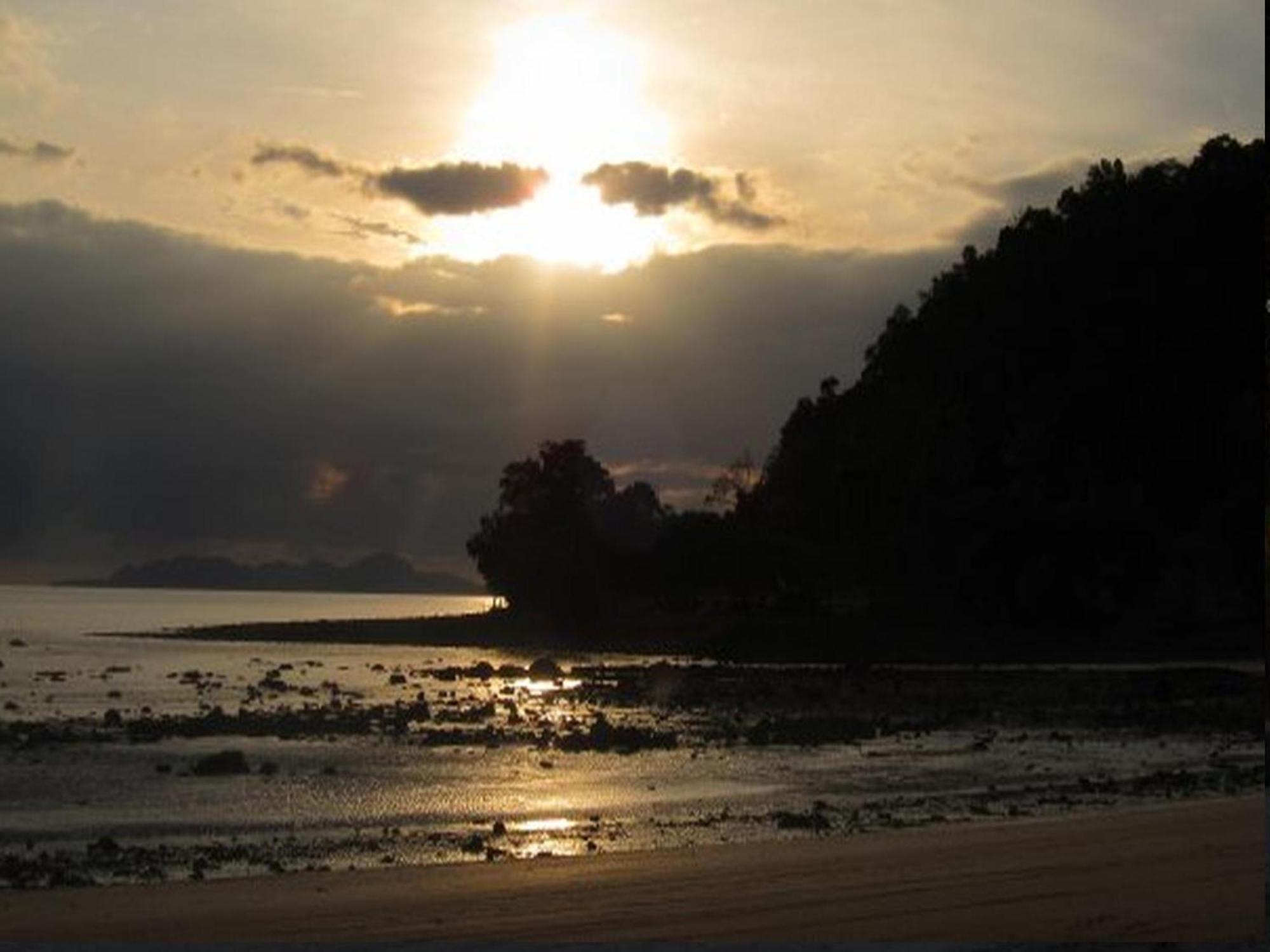 Bonhomie Beach Cottage Koh Jum Exterior foto